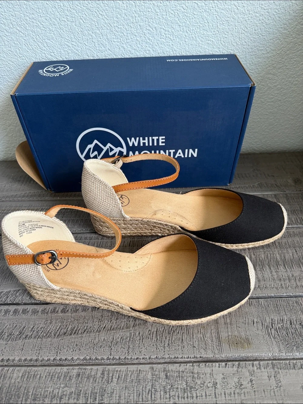 White Mountain espadrille strap quarter